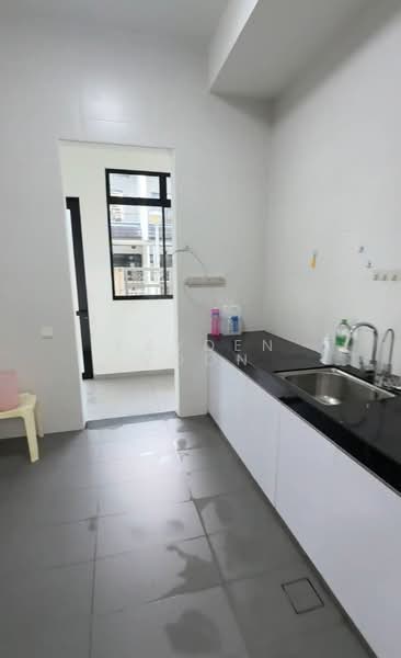 Rumah Teres 2 Tingkat untuk Disewa di Johor Bahru (Johor) - Kayden Voon - Kitchen - PropertyGuru.com.my