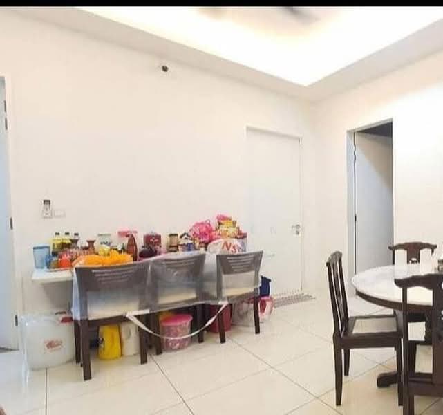 Condominium for Sale at Sky Condominium (Skyz Residence) - Evon Heng - Dining Room - PropertyGuru.com.my