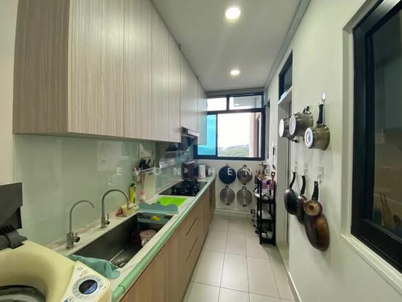 Condominium for Sale at Sky Condominium (Skyz Residence) - Evon Heng - Kitchen - PropertyGuru.com.my