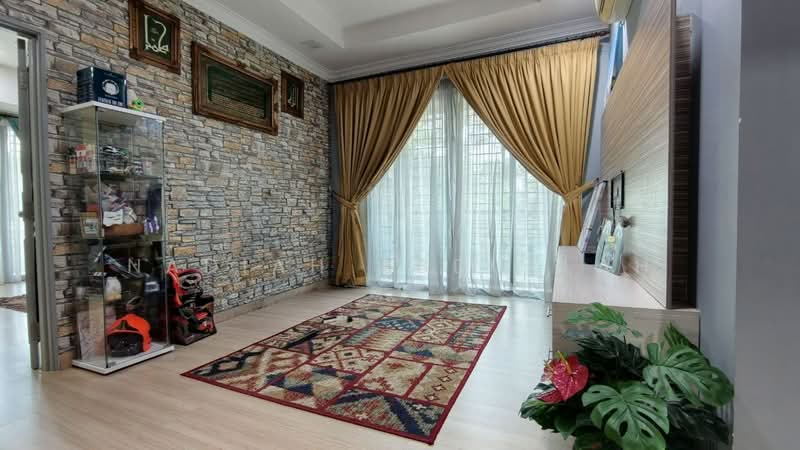 2-storey Terraced House for Sale in Alam Impian (Shah Alam) - Nadiah Abdullah - Living Room - PropertyGuru.com.my