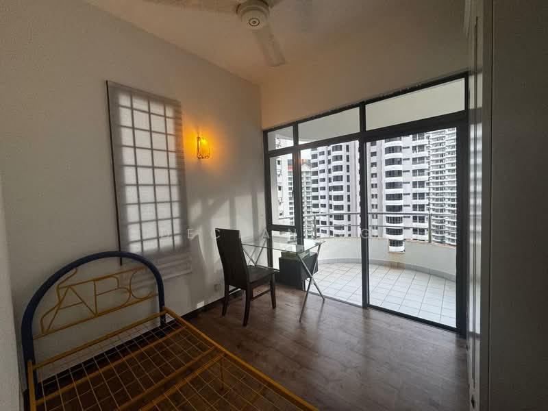 Kondominium untuk Disewa di Marina Tower (Ratu Mutiara) - Declan Ng - Bedroom - PropertyGuru.com.my