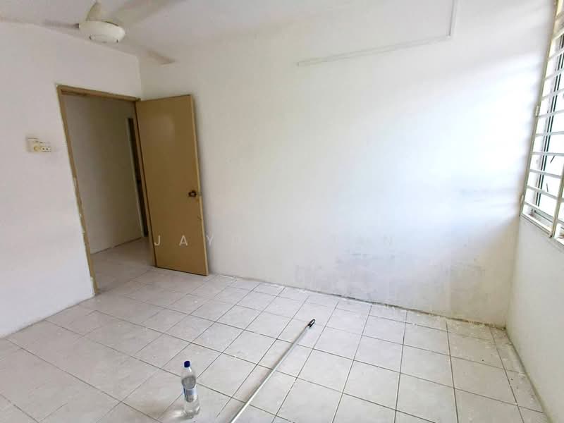 Apartment for Sale at Apartment Taman Topaz - Jayden Tan - PropertyGuru.com.my