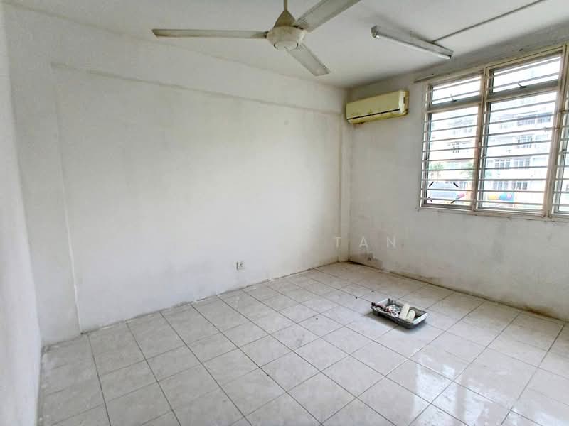 Apartment for Sale at Apartment Taman Topaz - Jayden Tan - PropertyGuru.com.my