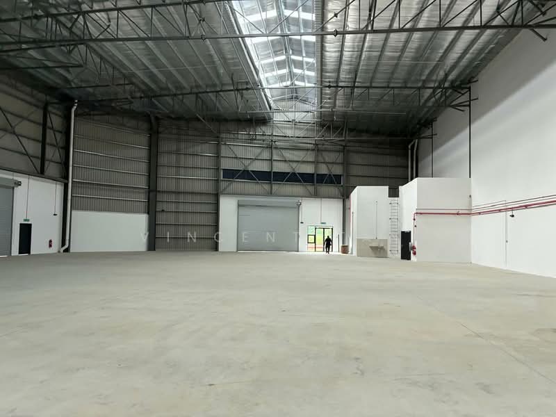 Warehouse for Rent in Semenyih (Selangor) - Vincent Tan - Interior - PropertyGuru.com.my