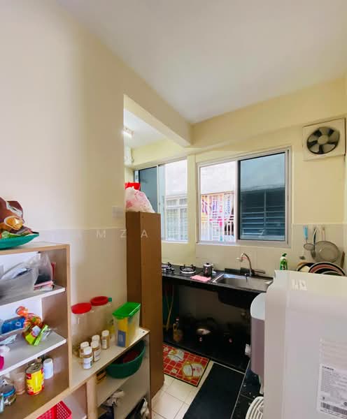 Pangsapuri untuk Dijual di Golden Height & Elite - Amzar Faiz - PropertyGuru.com.my