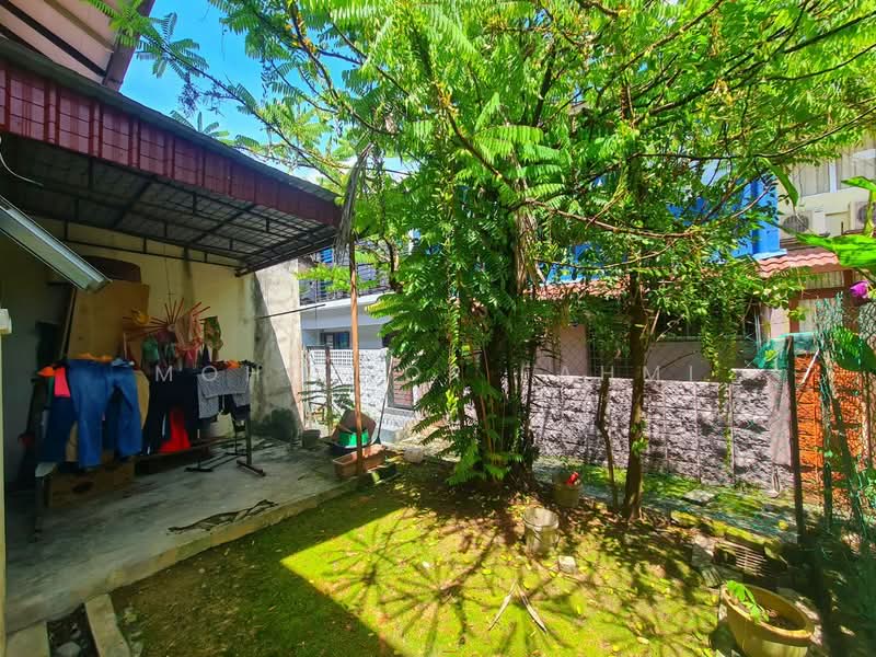 2-storey Terraced House for Sale in Bukit Jelutong (Shah Alam) - Mohd Nor Fahmi - Exterior - PropertyGuru.com.my