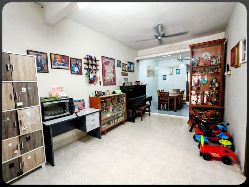 2-storey Terraced House for Sale in Taman Cheras Permata (Cheras) - Henry Lim - Living Room - PropertyGuru.com.my