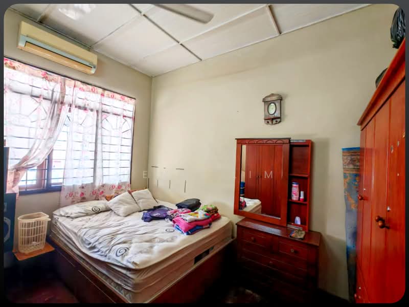 2-storey Terraced House for Sale in Taman Cheras Permata (Cheras) - Henry Lim - Bedroom - PropertyGuru.com.my