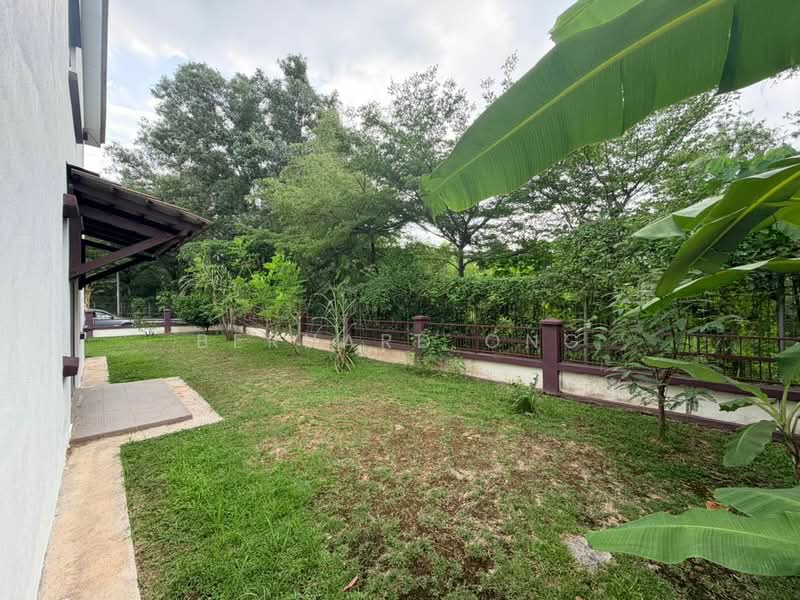 2-storey Terraced House for Sale in Kota Emerald (Rawang) - Bernard Ong - Garden - PropertyGuru.com.my