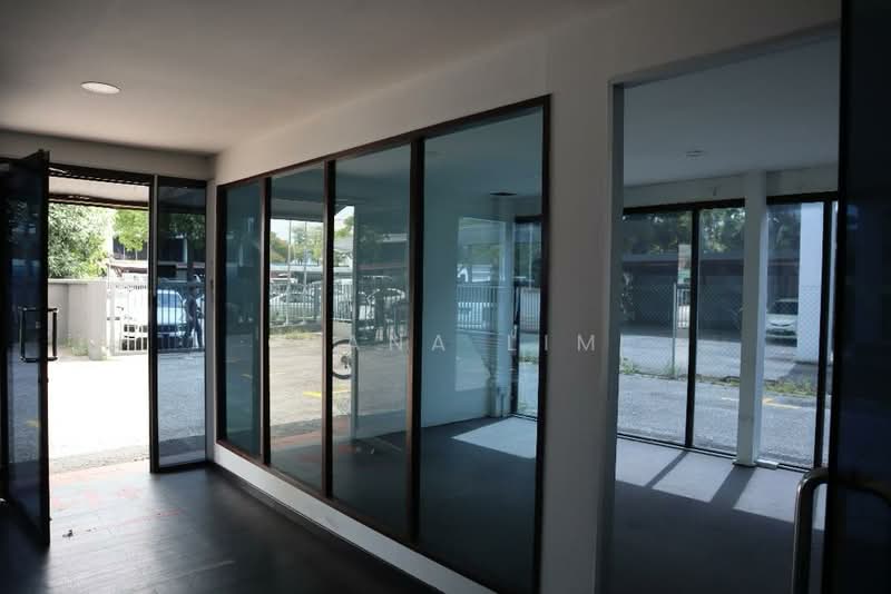 Factory for Rent in Temasya Glenmarie (Glenmarie) - Ciana Lim - Entrance - PropertyGuru.com.my
