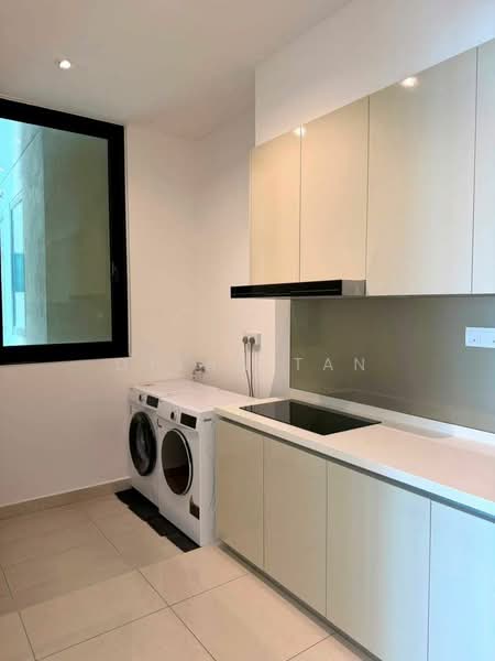 Servis Apartment untuk Disewa di Paradigm Residence - Dylan Tan - Kitchen - PropertyGuru.com.my