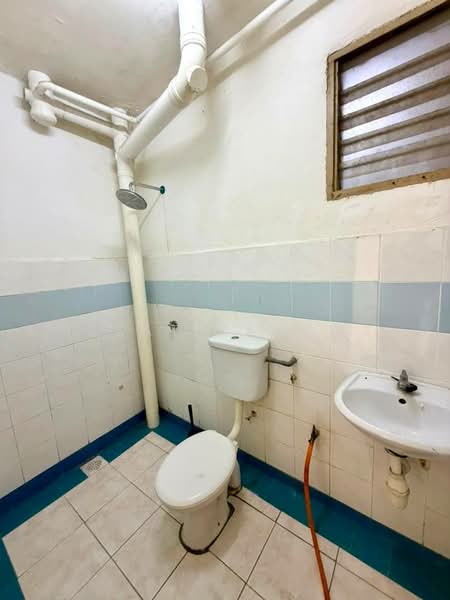 Pangsapuri untuk Dijual di Apartment Taman Topaz - Izzat Zamros - PropertyGuru.com.my