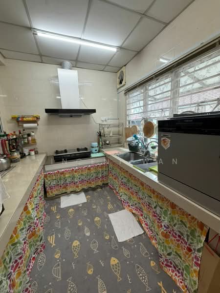 2-storey Terraced House for Sale in SS2 (Petaling Jaya) - Vincent Wan - Kitchen - PropertyGuru.com.my