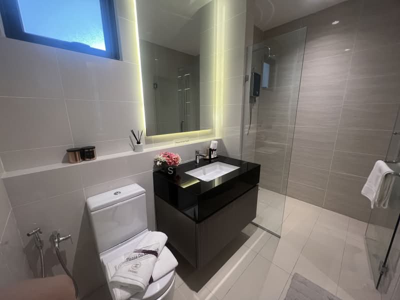 Condominium for Sale at The Maple Residences - Naomie Tan - PropertyGuru.com.my