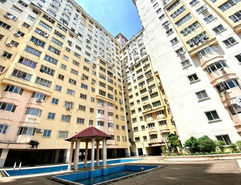 Service Residence for Sale at Serdang Skyvillas (Serdang Perdana) - Catherine Lum - Exterior - PropertyGuru.com.my