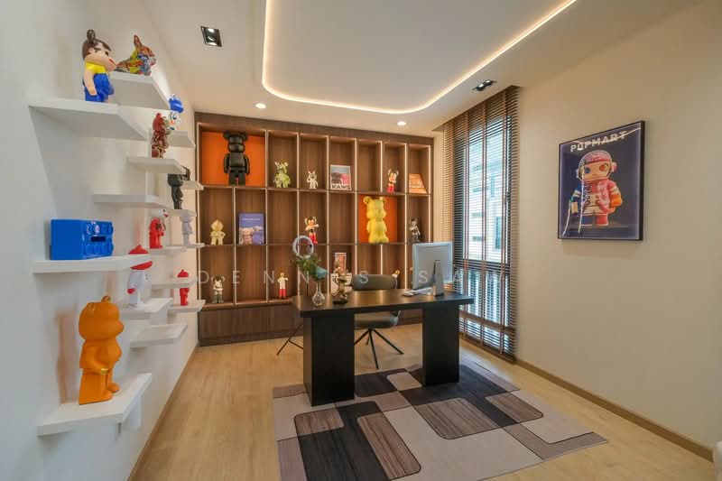 Townhouse for Sale in Sepang (Selangor) - Dennis Saw - Study - PropertyGuru.com.my