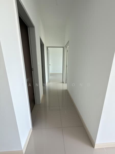 Condominium for Sale at D' Starlingtton - Fanny Wong - Corridor - PropertyGuru.com.my