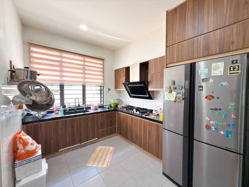 2-storey Terraced House for Sale in Semenyih (Selangor) - Bryan Cho - Kitchen - PropertyGuru.com.my
