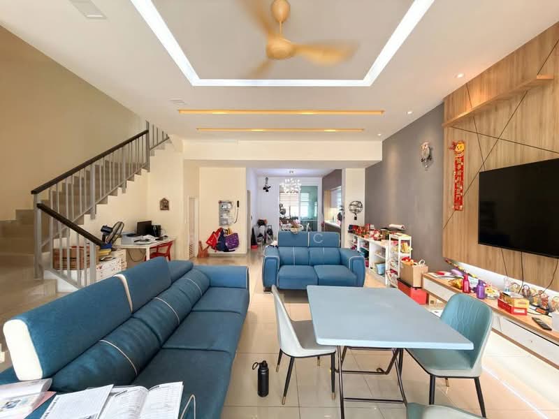 2-storey Terraced House for Sale in Semenyih (Selangor) - Bryan Cho - Living Room - PropertyGuru.com.my