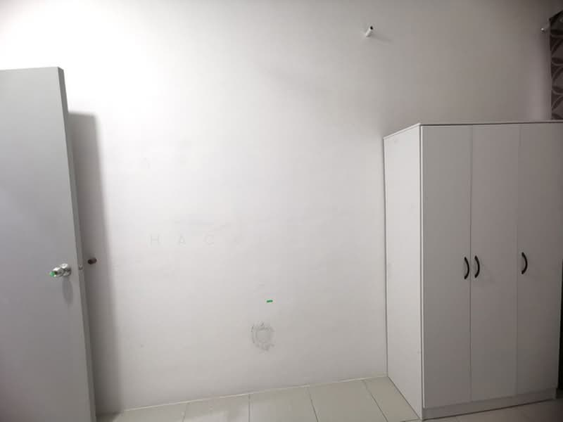 Pangsapuri untuk Disewa di Residensi Vista Wirajaya - Hacken Gan - Single Bedroom - PropertyGuru.com.my
