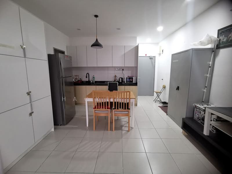 Pangsapuri untuk Disewa di Residensi Vista Wirajaya - Hacken Gan - Kitchen - PropertyGuru.com.my