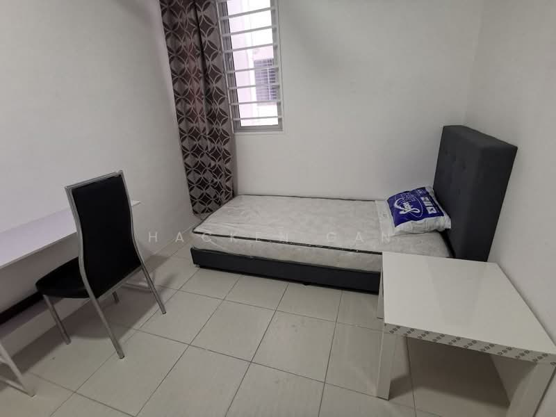 Pangsapuri untuk Disewa di Residensi Vista Wirajaya - Hacken Gan - Bedroom - PropertyGuru.com.my
