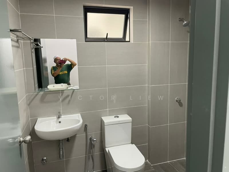 Kondominium untuk Disewa di Parkland Residence - VICTOR LIEW - Bathroom - PropertyGuru.com.my