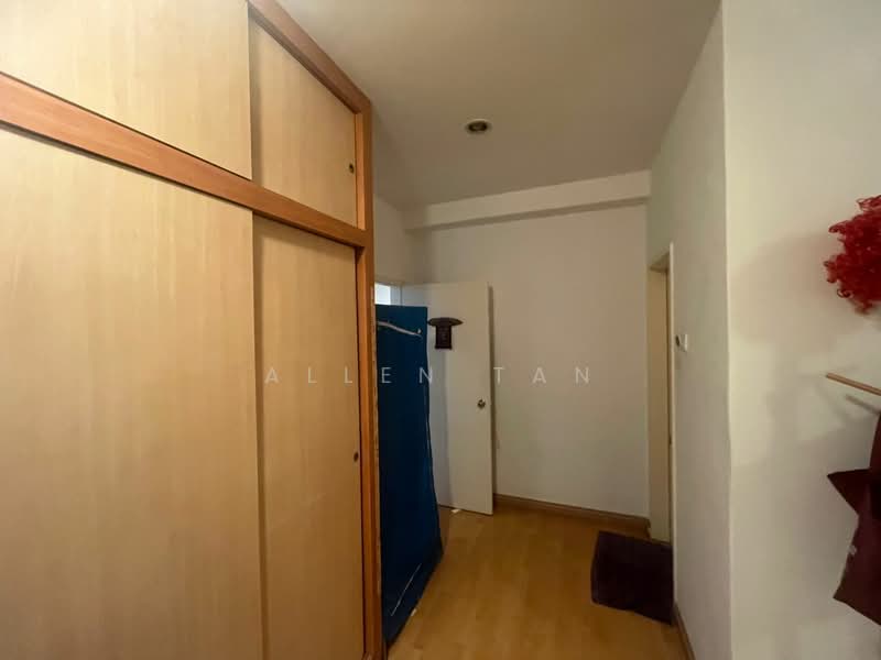 Condominium for Sale at Kelana Mahkota - Allen Tan - Corridor - PropertyGuru.com.my