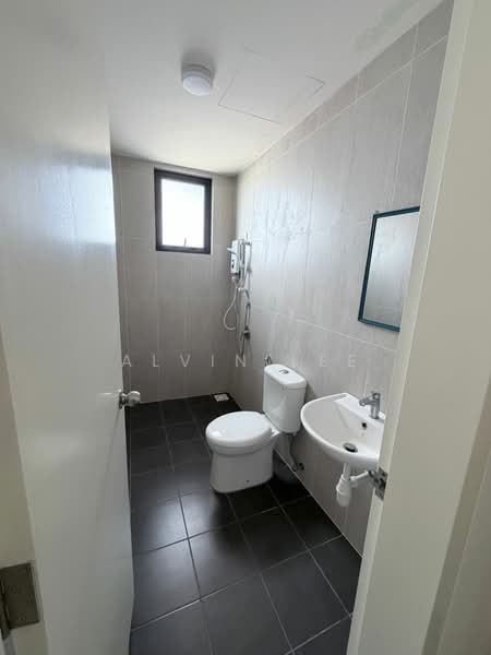 Servis Apartment untuk Disewa di MKH Boulevard II - Alvin Lee - Bathroom - PropertyGuru.com.my