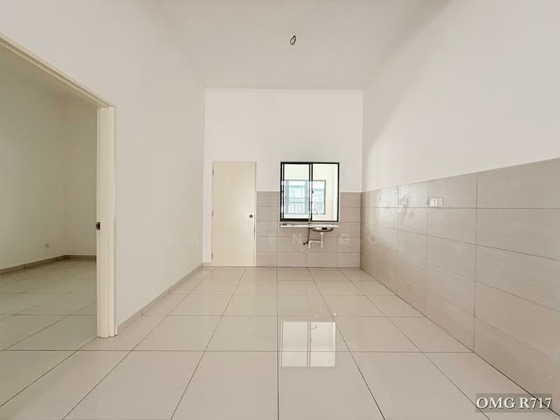 2-storey Terraced House for Sale in Setia Alam (Selangor) - Darren Go - Kitchen - PropertyGuru.com.my
