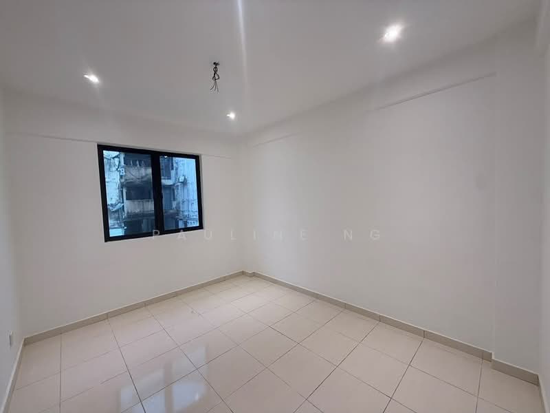 Flat for Sale at Flat Daisy - Pauline Ng - Interior - PropertyGuru.com.my