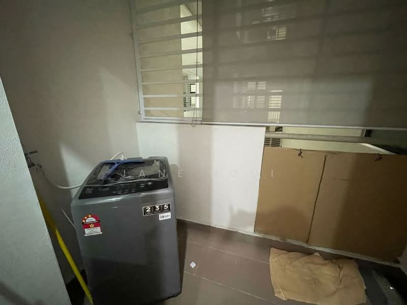 Pangsapuri untuk Disewa di Austin Regency (Pangsapuri Austin Perdana) - Jane Ngoi - Balcony - PropertyGuru.com.my