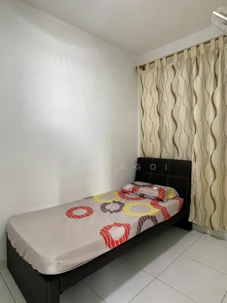 Service Residence for Rent at Sky Oasis Residence (Pangsapuri Oasis 1) - Jane Ngoi - Bedroom - PropertyGuru.com.my