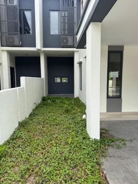 Rumah Teres 2 Tingkat untuk Dijual di Banting (Selangor) - DANIEL . - PropertyGuru.com.my