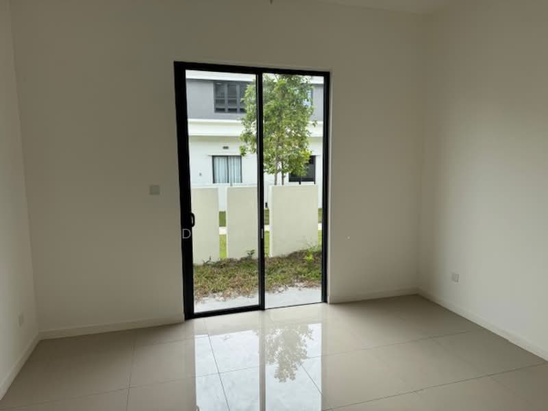 Rumah Teres 2 Tingkat untuk Dijual di Banting (Selangor) - DANIEL . - PropertyGuru.com.my