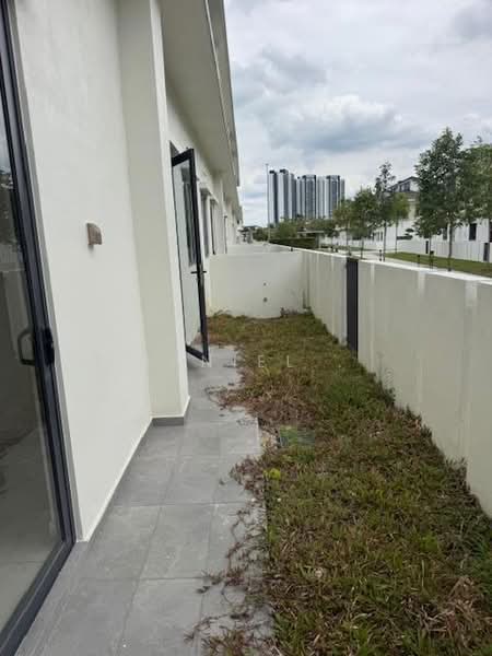 Rumah Teres 2 Tingkat untuk Dijual di Banting (Selangor) - DANIEL . - PropertyGuru.com.my