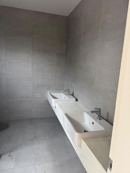 Rumah Teres 2 Tingkat untuk Dijual di Banting (Selangor) - DANIEL . - PropertyGuru.com.my