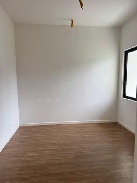 Rumah Teres 2 Tingkat untuk Dijual di Banting (Selangor) - DANIEL . - PropertyGuru.com.my