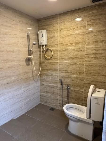 Office for Sale in Ampang Jaya (Ampang) - DANIEL . - PropertyGuru.com.my