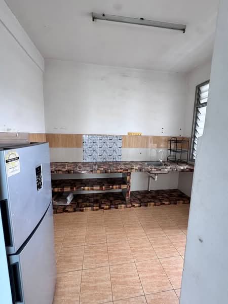 Pangsapuri untuk Disewa di Indah Court Apartment - Fion Choo - PropertyGuru.com.my