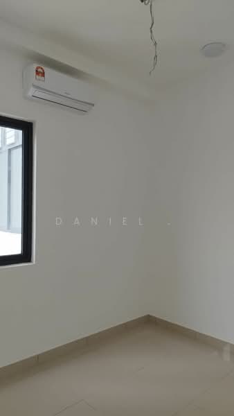 Kondominium untuk Dijual di Skyvilla @ D'Island - DANIEL . - PropertyGuru.com.my