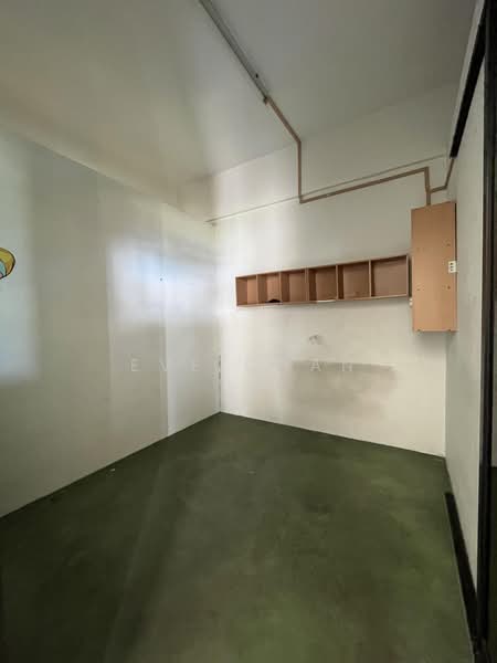 Flat for Sale at Taman Molek - Eve Chan - Interior - PropertyGuru.com.my