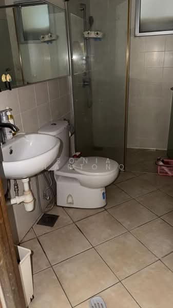 Service Residence for Sale at Kiara Designer Suites - Sonia . - Bathroom - PropertyGuru.com.my