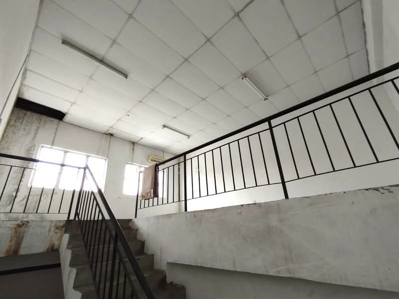 Warehouse for Rent in Bandar Teknologi Kajang (Kajang) - Chong . - Interior - PropertyGuru.com.my