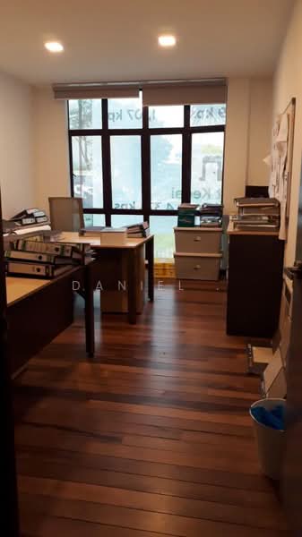 Kedai / Pejabat untuk Dijual di Bukit Jelutong (Shah Alam) - DANIEL . - PropertyGuru.com.my