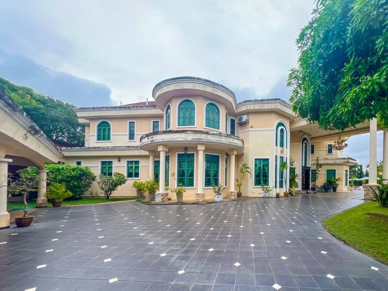 Bungalow for Sale in Sepang (Selangor) - Najihah Mokhtar - PropertyGuru.com.my