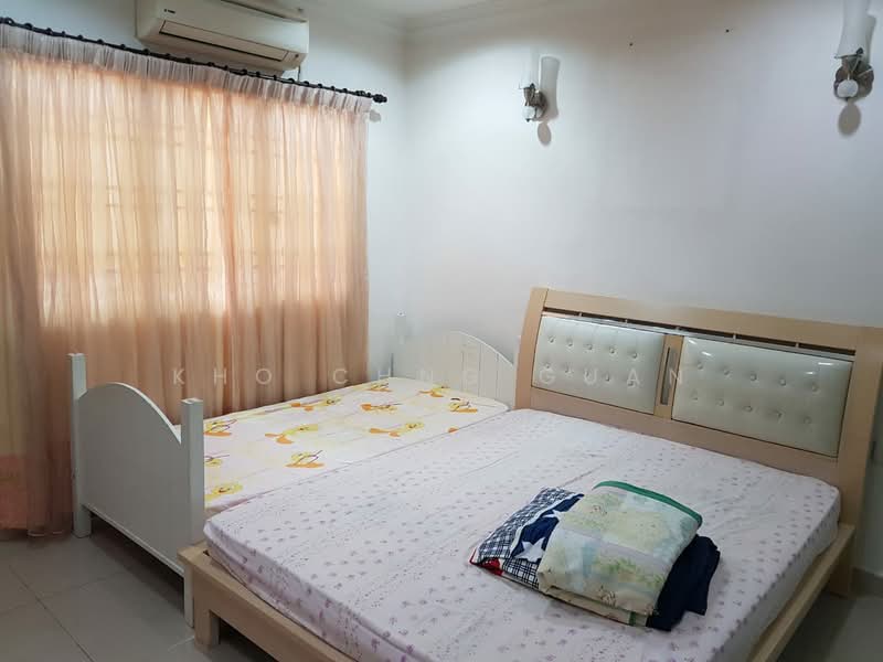 Rumah Teres 2 Tingkat untuk Disewa di TAMAN PUCHONG UTAMA (Puchong) - Kho Chng Guan - Bedroom - PropertyGuru.com.my