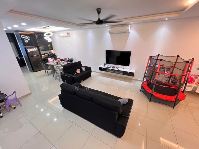 2-storey Terraced House for Sale in Taman Bangi Avenue (Bangi) - Saiful Bahri Abdul Manan - Living Room - PropertyGuru.com.my