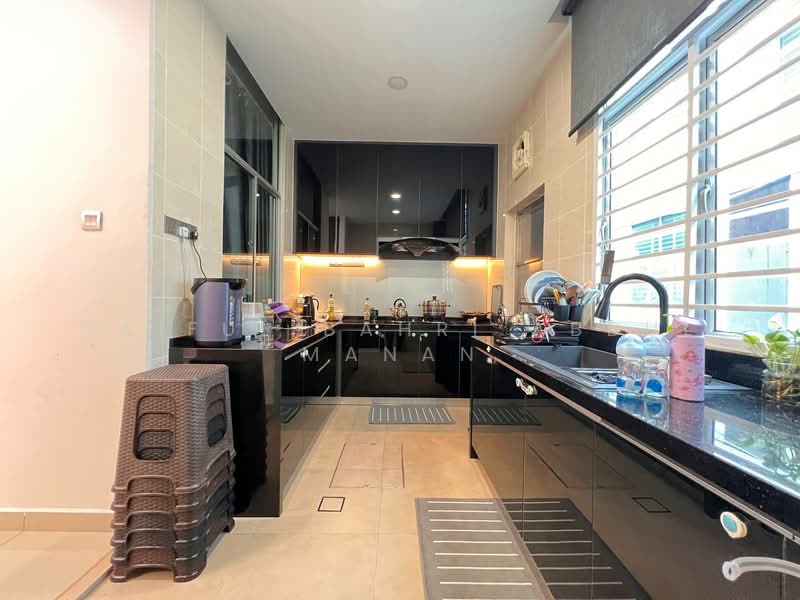 2-storey Terraced House for Sale in Taman Bangi Avenue (Bangi) - Saiful Bahri Abdul Manan - Kitchen - PropertyGuru.com.my