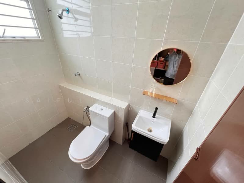 2-storey Terraced House for Sale in Taman Bangi Avenue (Bangi) - Saiful Bahri Abdul Manan - Bathroom - PropertyGuru.com.my